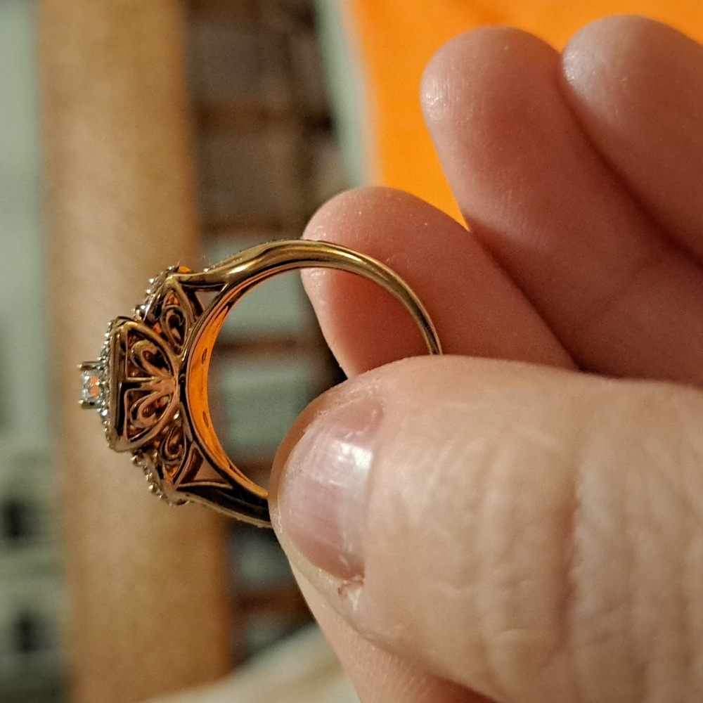 Diamond Ring - Picture 9 of 9